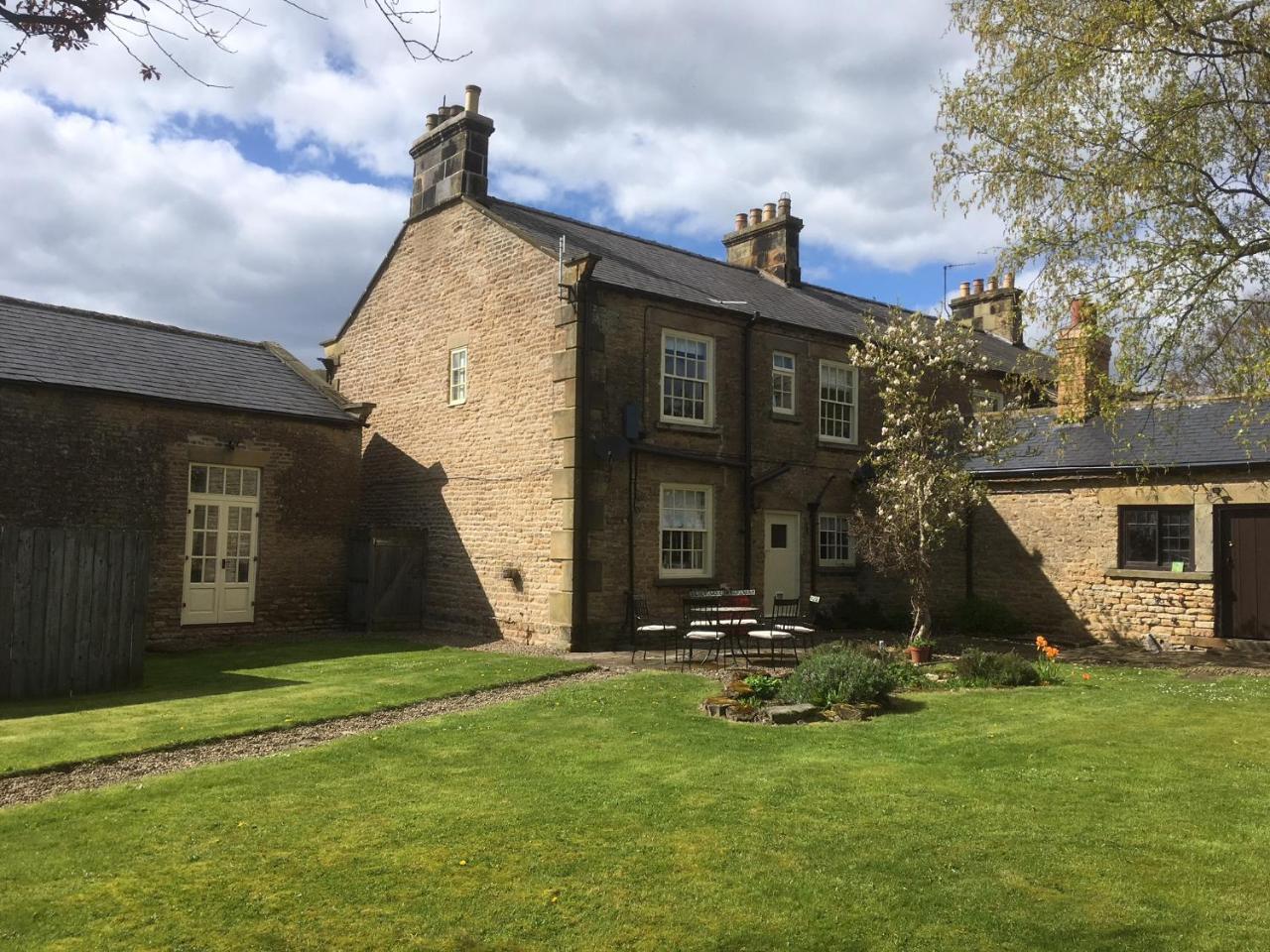 Downe Arms Country Inn Wykeham  Eksteriør billede